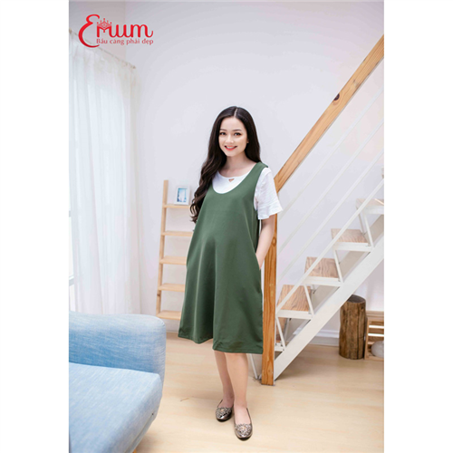 Bán Đầm bầu yếm suông sát nách phối áo lót trắng Emum
