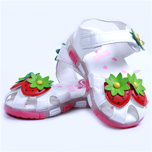 Bán Dép sandal mũi rọ hình dâu tây (1-3 tuổi)