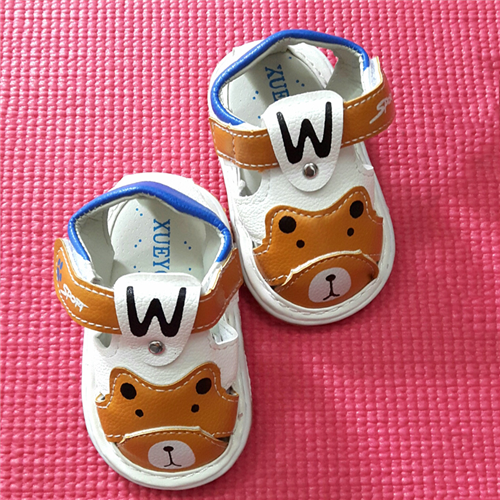 Bán Sandal bé trai mũi rọ chữ W (9-36M)