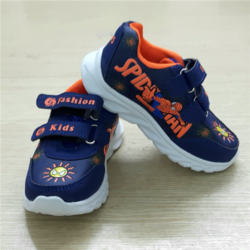 Bán Giày thể thao hình siêu nhân T02 (3-6T)
