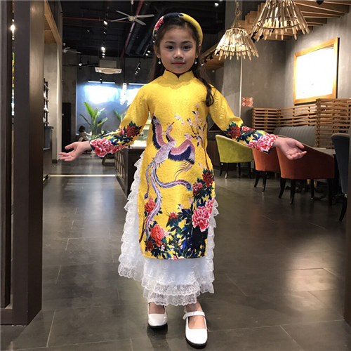 Bán Bộ áo dài gấm bé gái in hình Công, Phượng (2-7T)