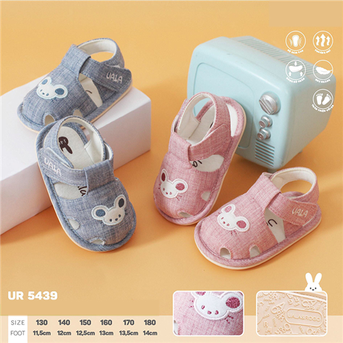Bán Sandal tập đi đế cao su non Uala UR5439