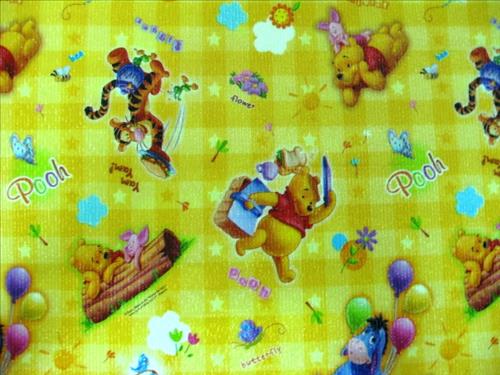 Bán Thảm chơi cho bé mẫu gấu Pooh màu vàng 0.8m x 1.2m x 10mm
