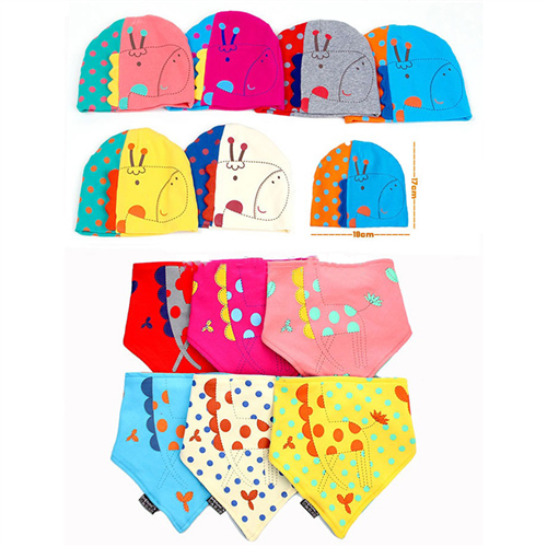 Bán Set yếm và mũ xinh xắn cho bé