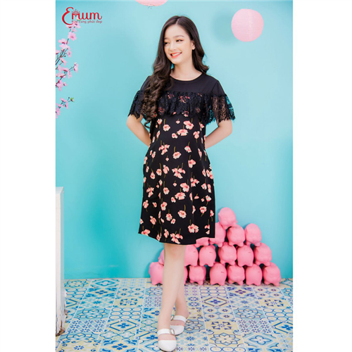 Bán Đầm bầu suông cổ trụ kéo ngực và tay ren đen Emum