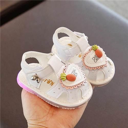 Bán Sandal tập đi mũi rọ có đèn (1-3T)