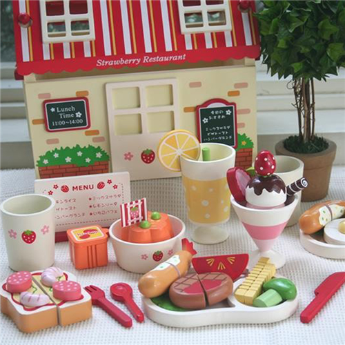 Bán Bộ Mother garden 217A nhà hàng dâu tây