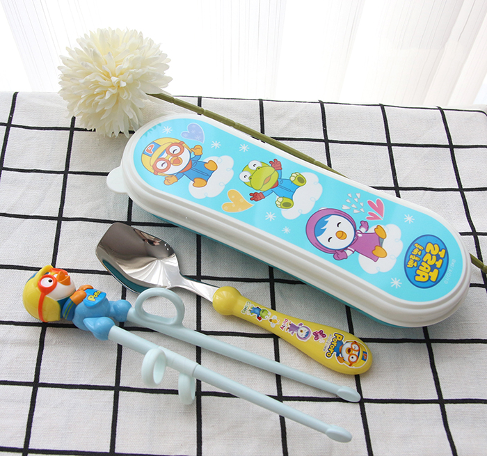 Bo thia va dua tap an cho be Edison hinh Pororo, co hop