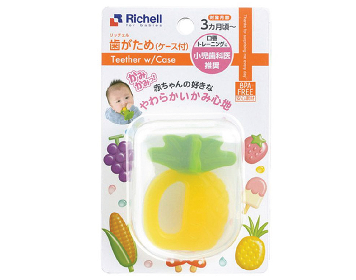 Gặm nướu silicone Richell RC22027 hình quả dứa