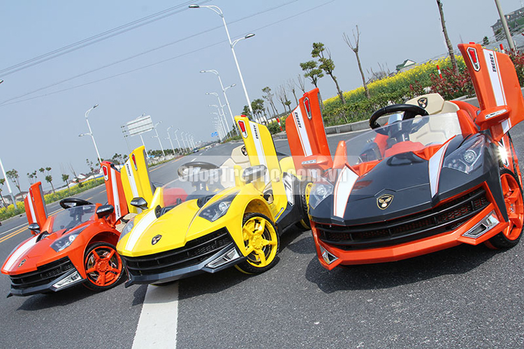 Ô tô điện trẻ em Ferrari màu vàng - WXE 8188