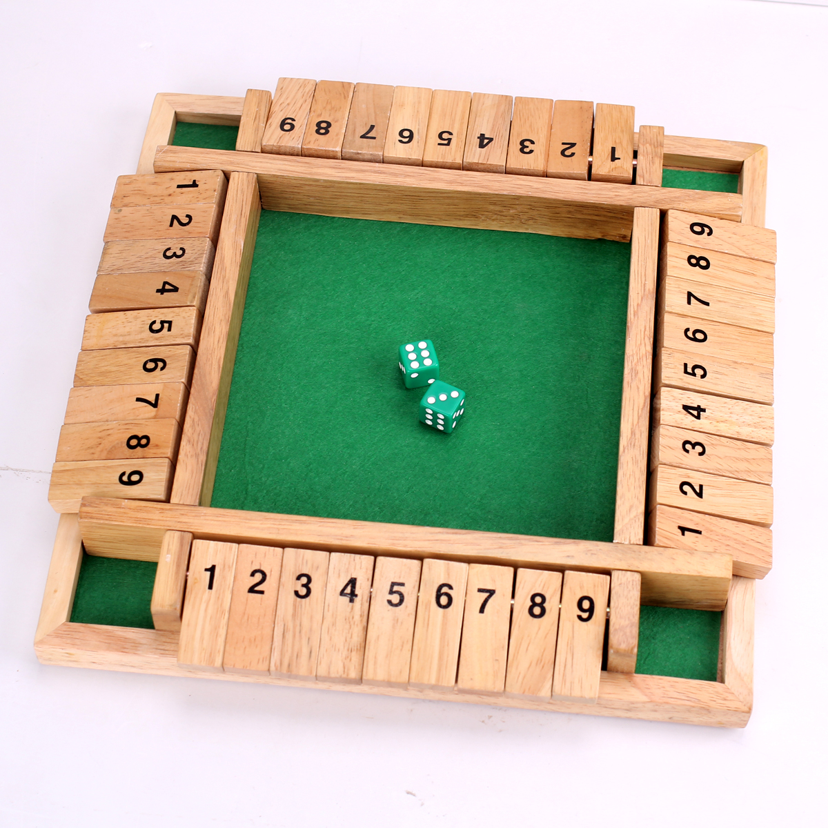 đấu trường four