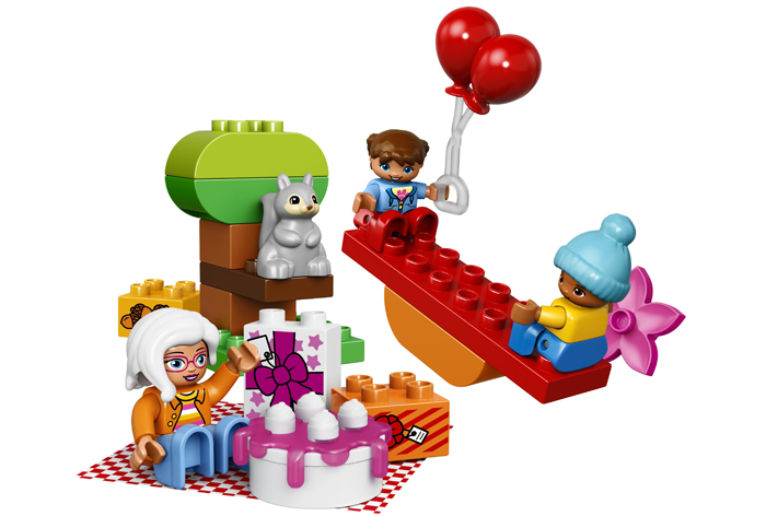 lego-duplo-10832-bua-tiec-sinh-nhat-ngoai-troi