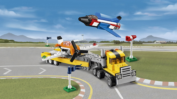lego-creator-31060-buoi-bieu-dien-tren-khong