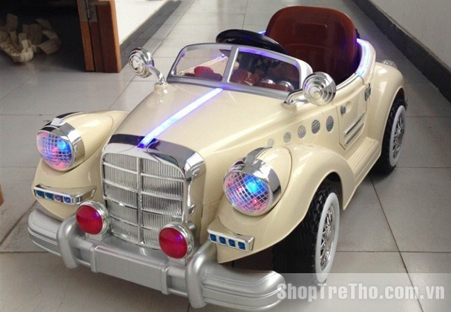 o-to-dien-tre-em-di-choi-rolls-royce-0808