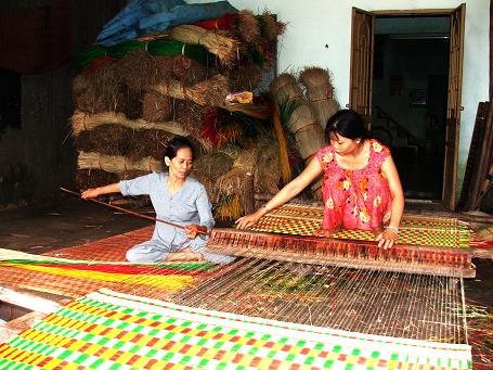 Chiếu cói Nga Sơn L2 60 x 90cm cho bé