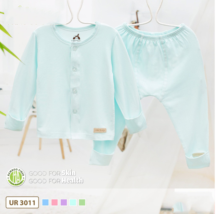 Bộ quần áo lộn tay lộn chân cúc giữa Uala & Rogo UR3011