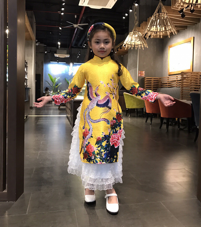 bộ áo dài gấm bé gái in hình Công, Phượng (2-7T)
