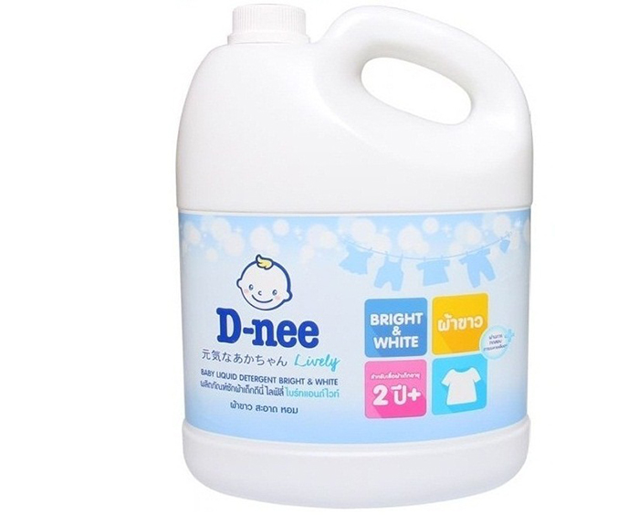 Dung dịch giặt xả quần áo Dnee dành cho gia đình màu trắng 3000ml