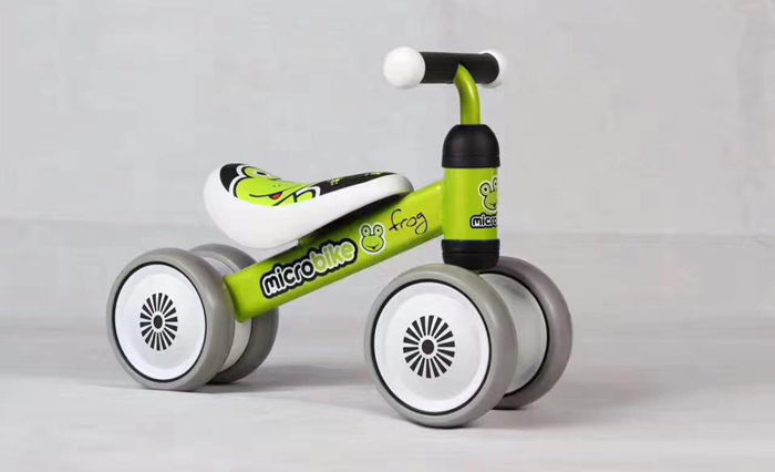 Xe chòi chân Microbike 1003