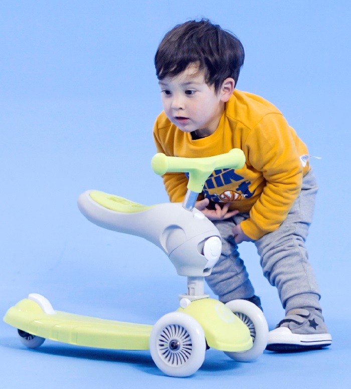 Xe trượt Scooter, xe chòi chân cho bé 2 in1 Luddy 1002 