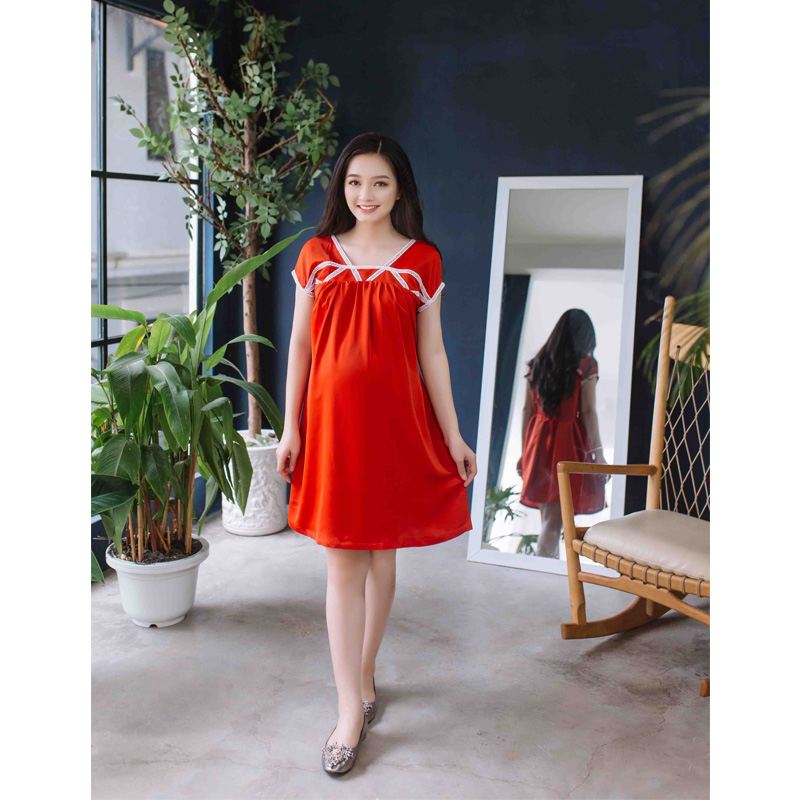Đầm bầu tay con cổ V phối viền ren chéo cam Emum