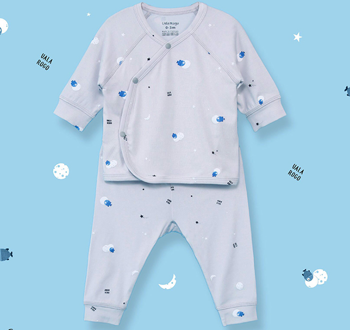 Bo quan ao so sinh cai cheo Petit hoa tiet Uala UR2235