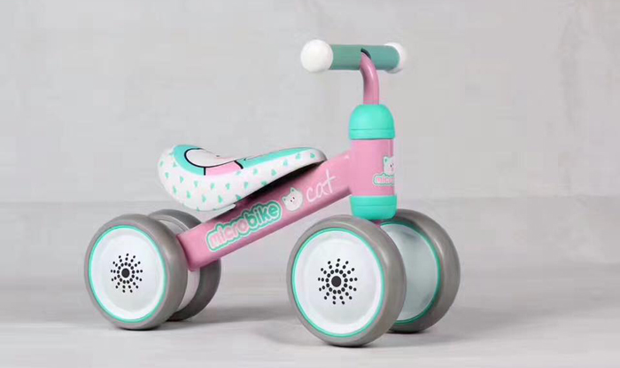 Xe chòi chân Microbike 1003
