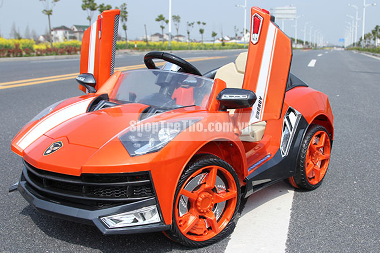 Ô tô điện trẻ em Ferrari màu vàng - WXE 8188