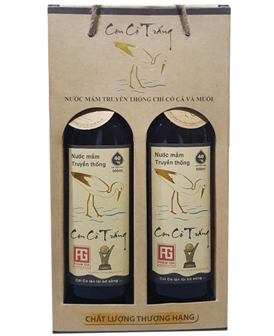 Hộp 2 chai nước mắm nhĩ Con Cò Trắng 40 độ đạm 500ml