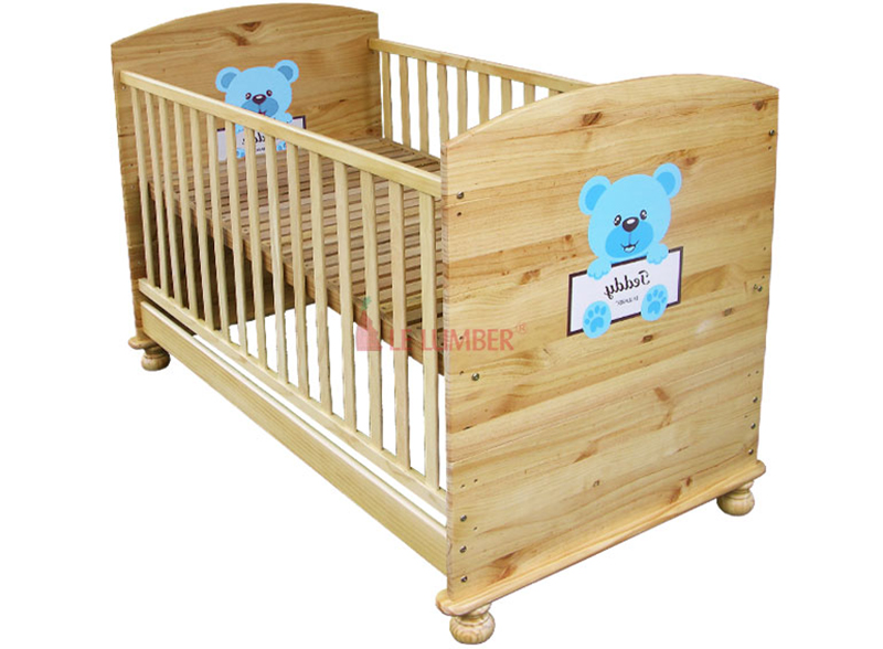 Giường cũi em bé Teddy màu gỗ đầu đặc (nội địa)