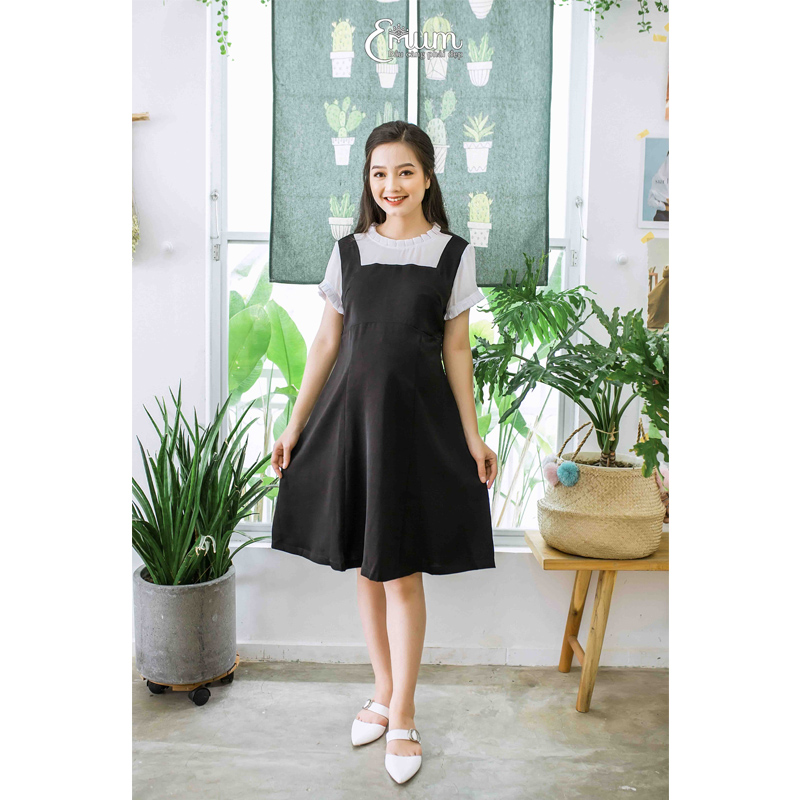 Đầm bầu cổ và tay nhúng bèo trắng đen Emum