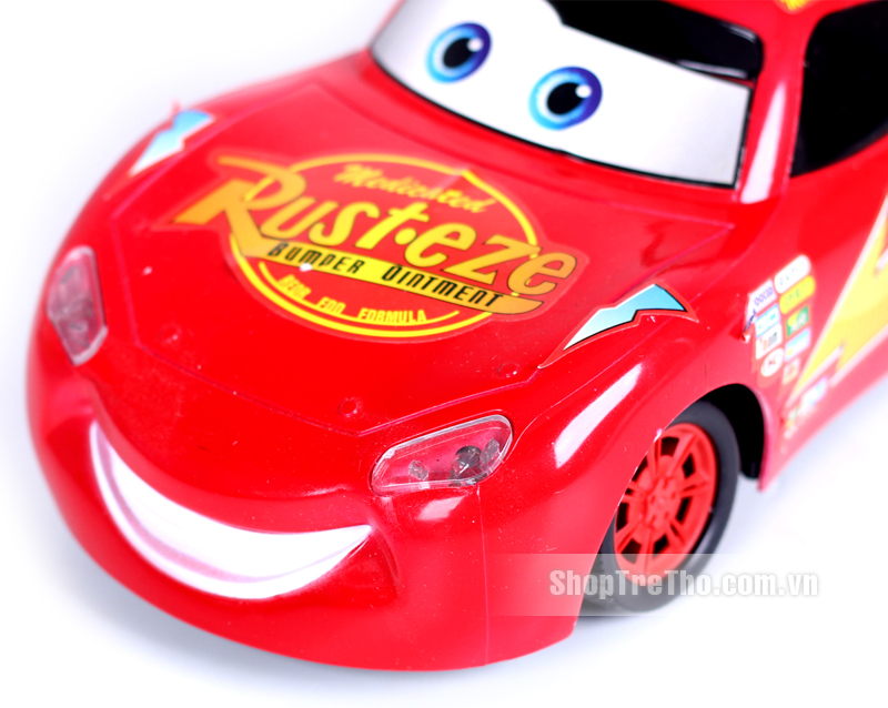 xe-o-to-dieu-khien-tu-xa-mcqueen