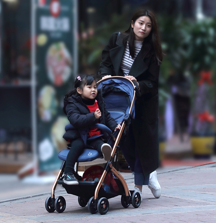 Xe đẩy du lịch siêu nhẹ QZ1 (nhiều màu)