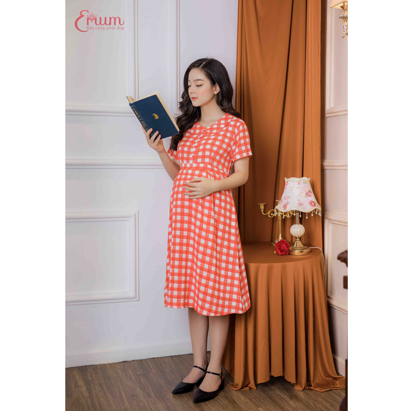 Đầm bầu tay ngắn sọc ca rô đỏ Emum