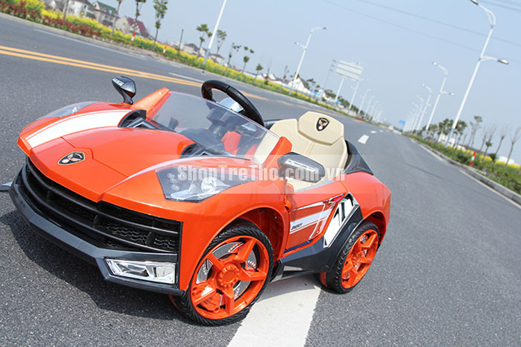 Ô tô điện trẻ em Ferrari màu vàng - WXE 8188