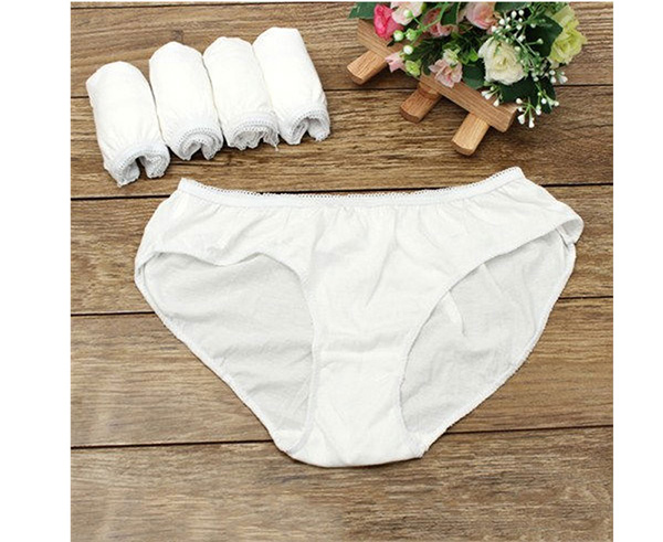 Quần lót giấy trắng dùng 1 lần Emum