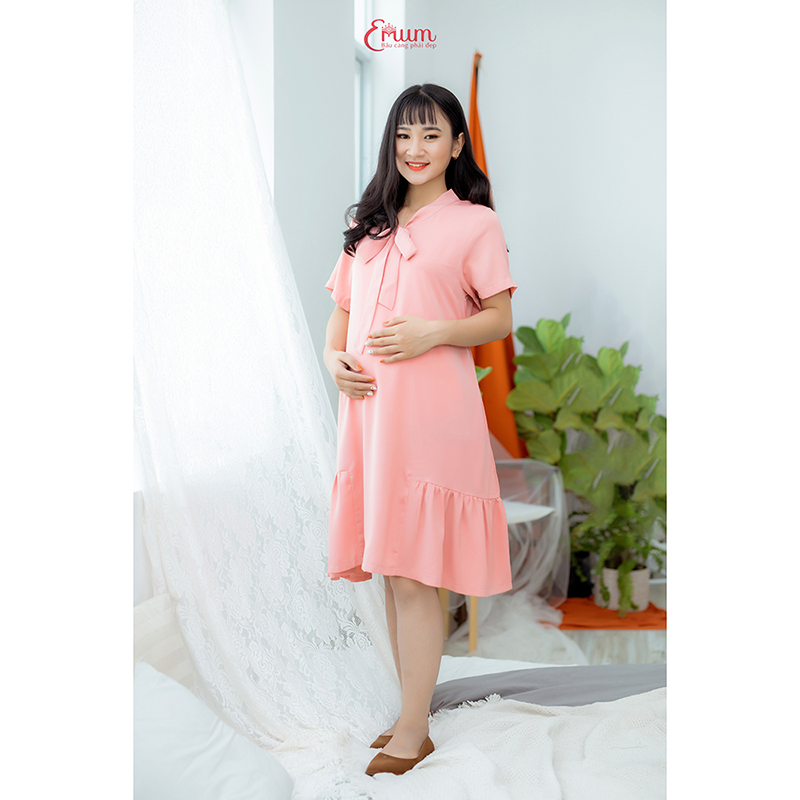 Đầm bầu đuôi cá cổ nơ hồng Emum
