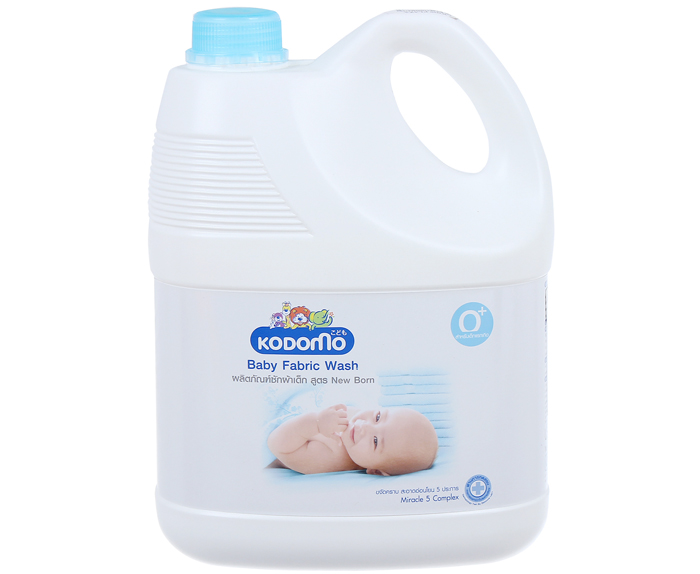 dung-dich-giat-tay-kodomo-3l