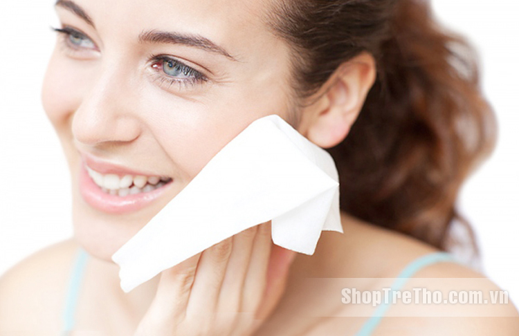 Giấy ướt Moony loại hộp 80 tờ Nhật Bản