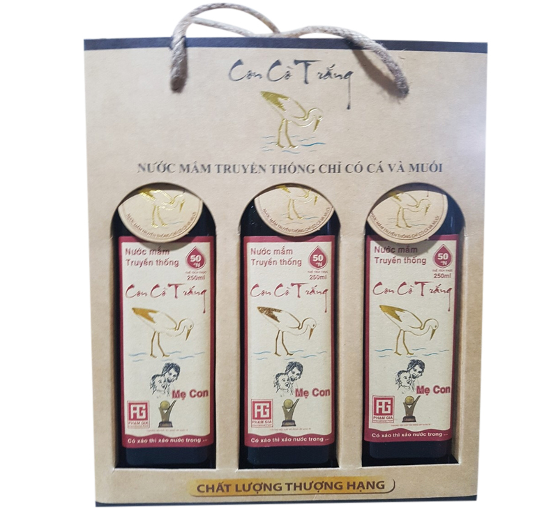 Hộp 6 chai nước mắm nhĩ Con Cò Trắng 50 độ đạm 250ml