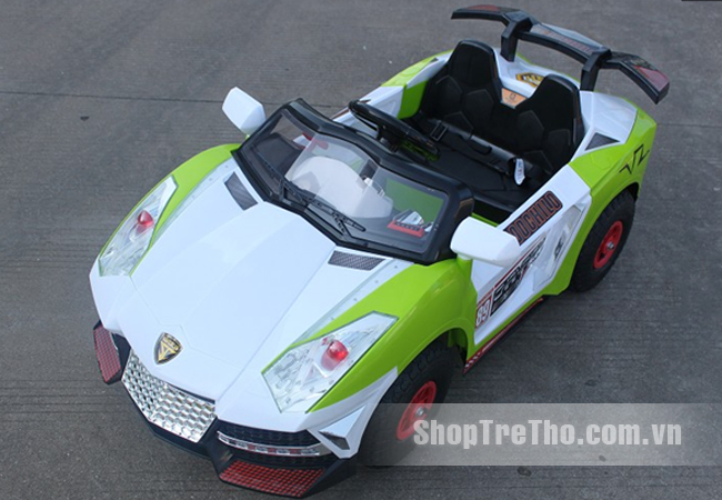 xe-o-to-dien-lamborghini-2117
