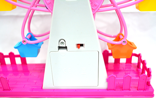 Hộp xích đu heo Peppa 835 chạy bằng pin