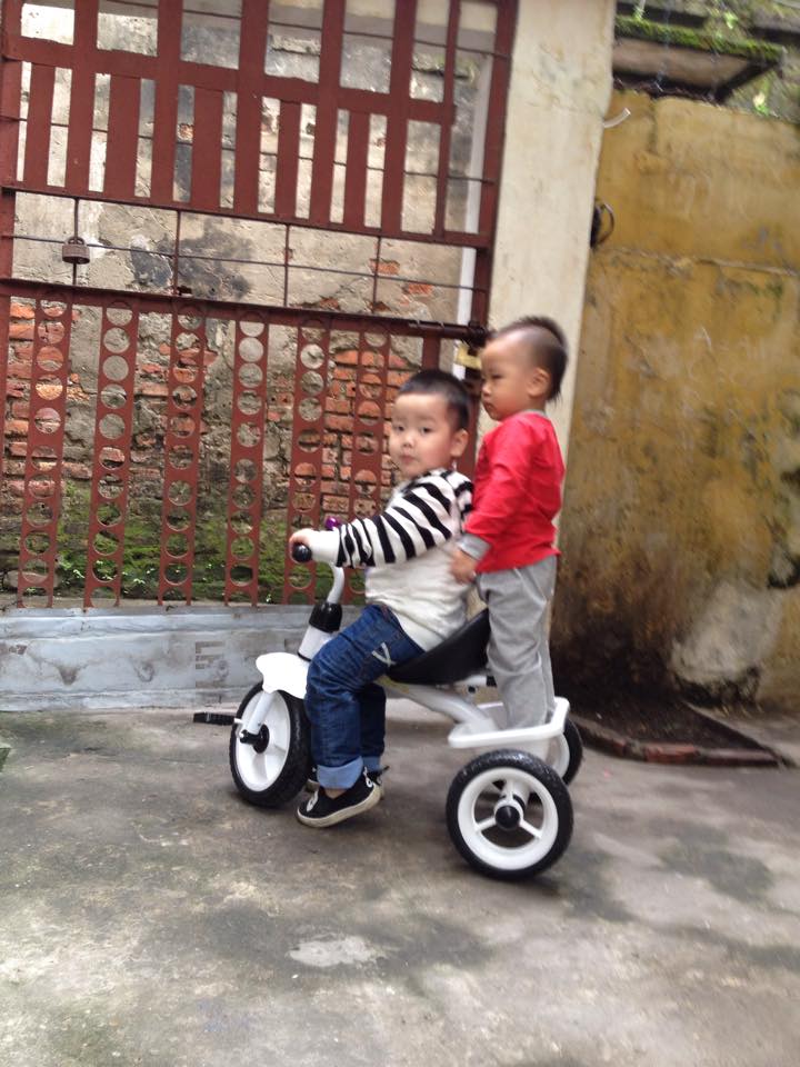 xe-3-banh-tre-em-song-long-f1