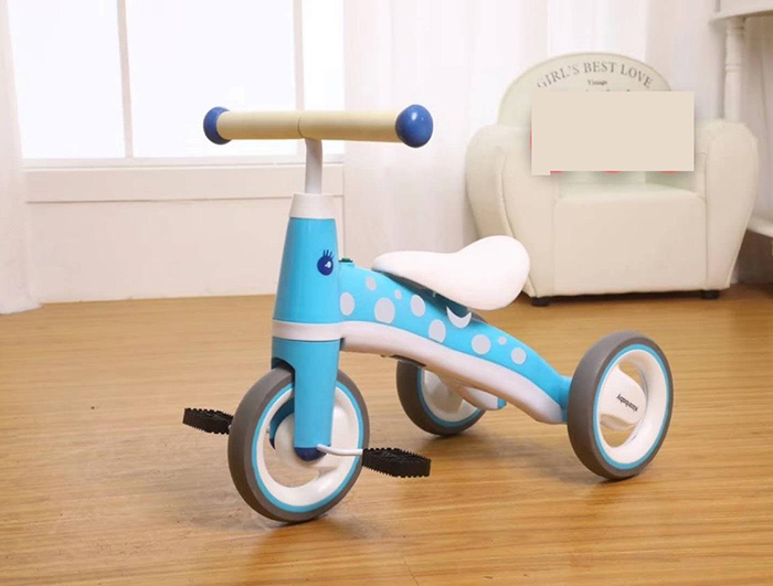 Xe đạp 3 bánh chòi chân 683