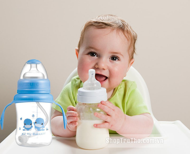 Bé sẽ cảm thấy vô cùng dễ chịu khi sử dụng bình sữa kuku  5915