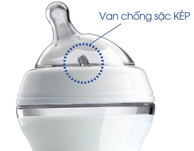 Bình s��a núm nghiêng Chicco 150ml 115285 (0M+)