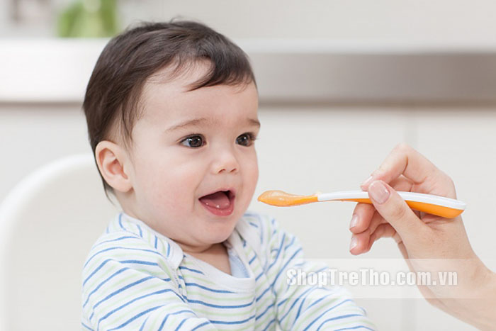 Dinh dưỡng đóng lọ HiPP thịt cừu, cà rốt, khoai tây 190g